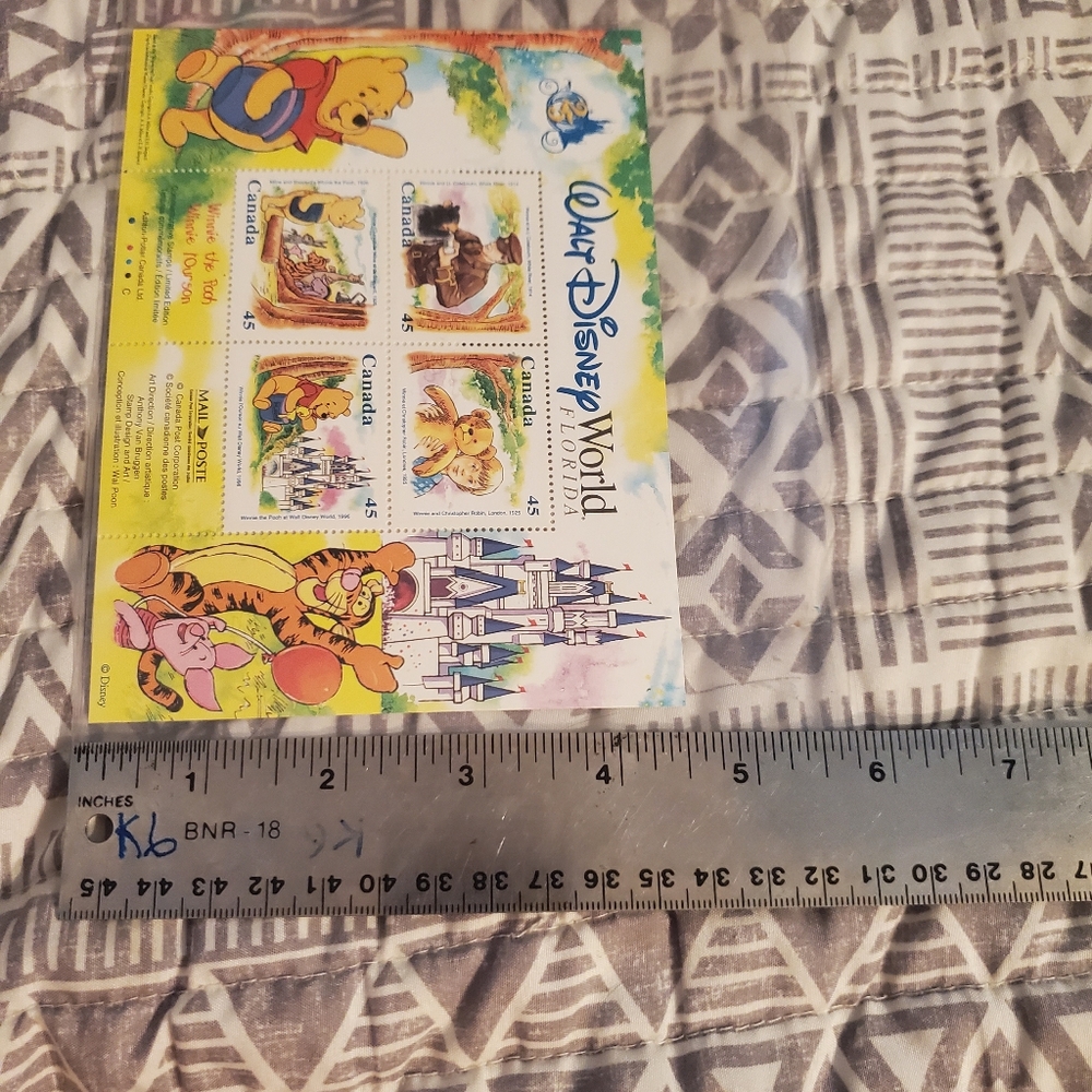 25th anniversary Pooh stamps set - Picture 3 of 4